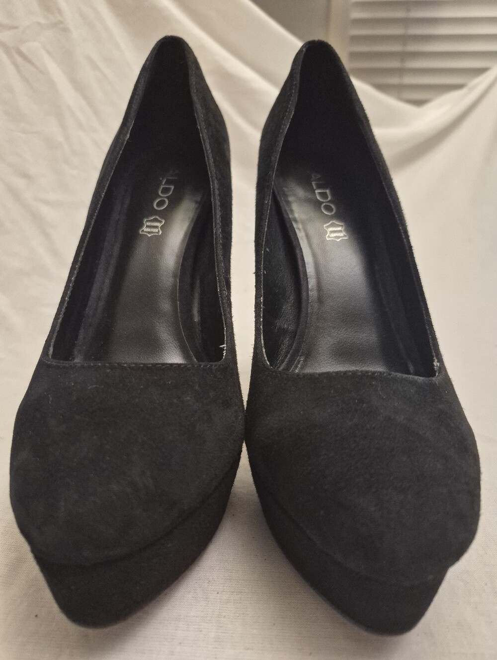 ALDO Black Suede Concealed Platform Pumps - Size 9